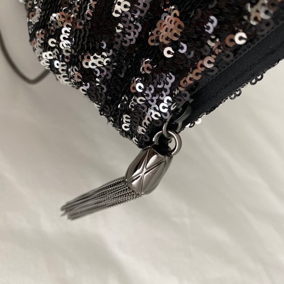 Franchi beaded a-symmetrical black silver clutch - Picture 9 of 12
